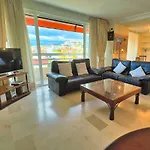 Pm 1-7a. Spacious Two Bedroom In Centre. *