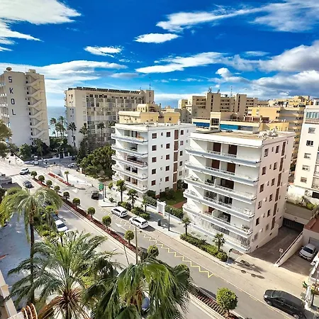 Appartement Pm 1-7a. Spacious Two Bedroom In Centre. *