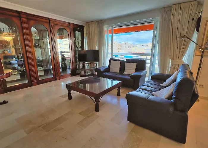 Pm 1-7a. Spacious Two Bedroom In Centre. * Марбелья